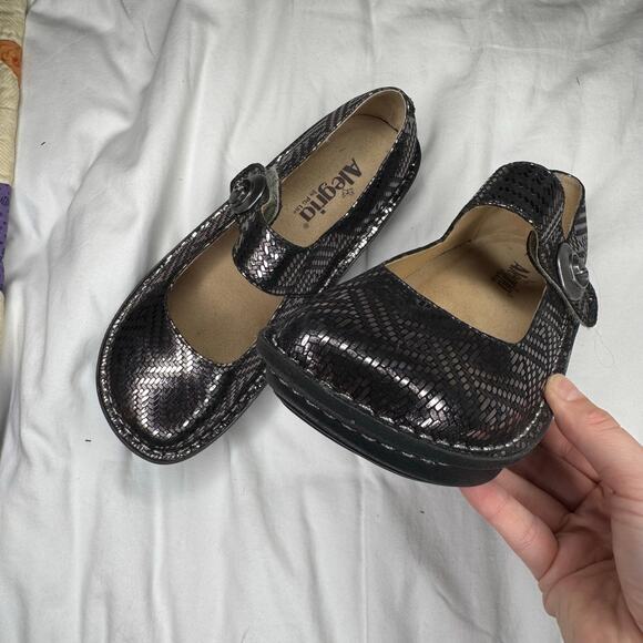 ALEGRIA Dark Silver Mary Jane Slip Resistant Shoes Size 37 casual hospital - Picture 2 of 6